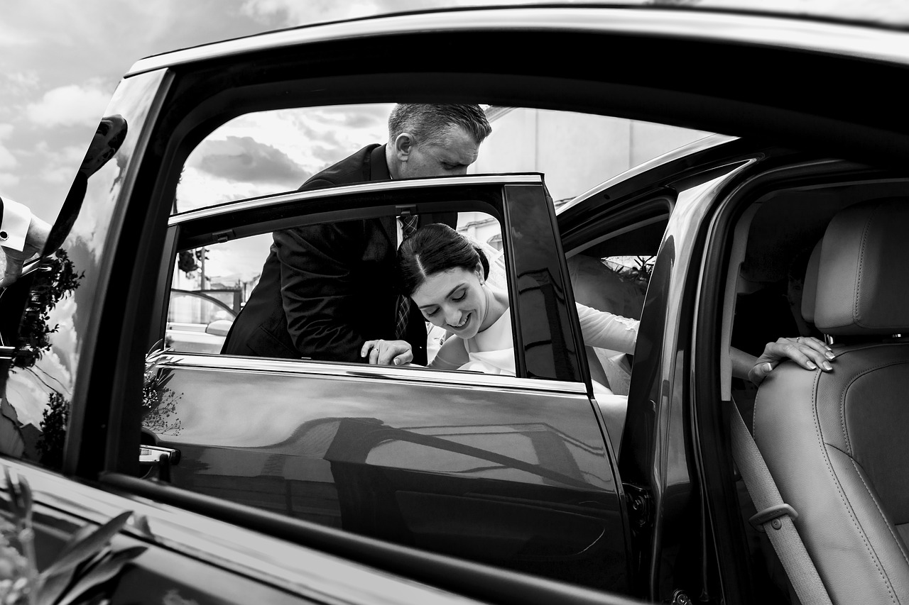 décorer une voiture de mariage